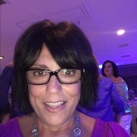 Meet your Posher, Barbara - Picture 1 of 1